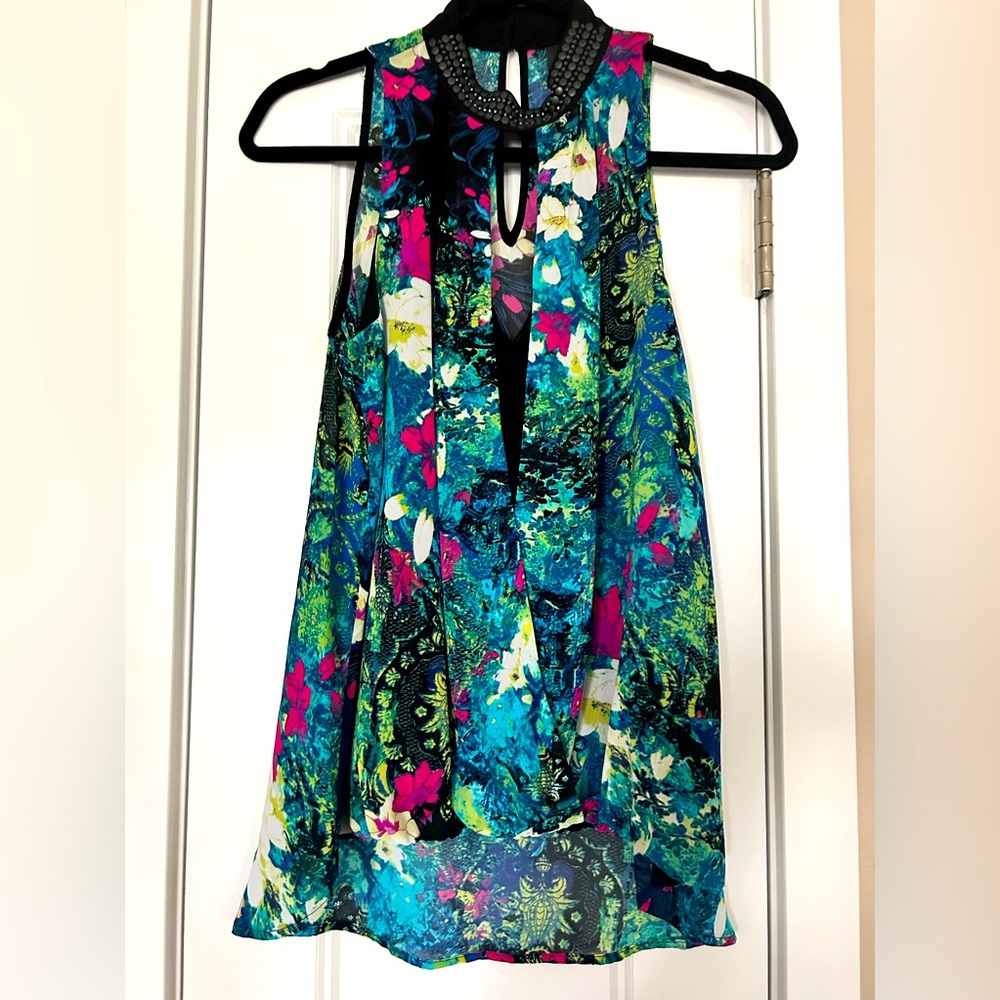 Nicole Miller Floral Top S Relaxed A-Line Embellished Career Colorful Glam